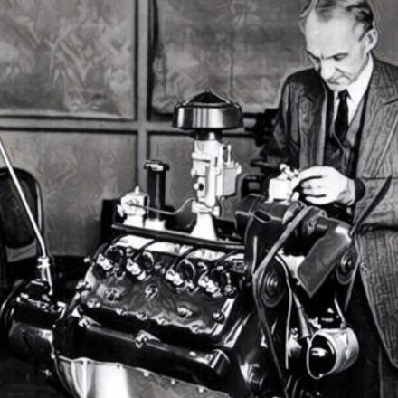 EL «IMPOSIBLE» MOTOR V8 DE FORD